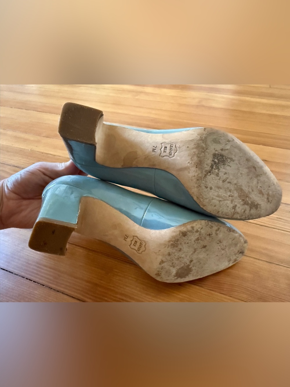 Tory Burch Light Blue Patent Leather Logo pumps- size 7 - Picture 5 of 6